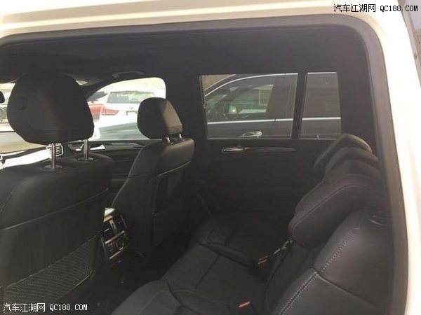 2018款奔驰GLS450现车山西最新报价优惠6万 港口特价