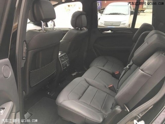 18款奔驰GLS450加版 七座全尺寸豪华SUV评测