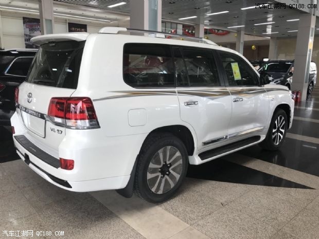 18款丰田酷路泽5700天津保税区六月最新价格调整