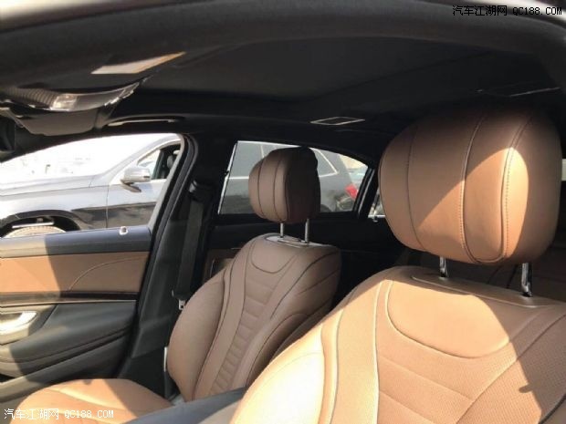 2018款奔驰S560多大马力 后排舒适性如何