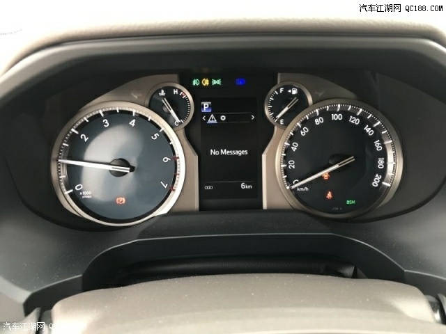 2018款 普拉多4000 LTD 九气囊 外挂 迪拜版中