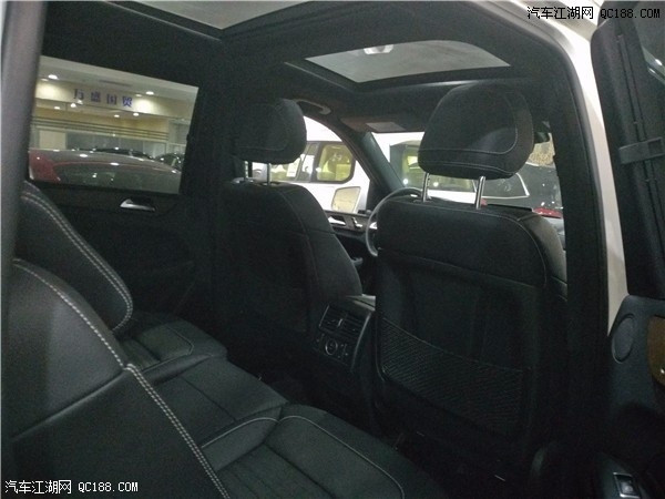 2018款奔驰GLS450顶级豪华SUV 放怀天地