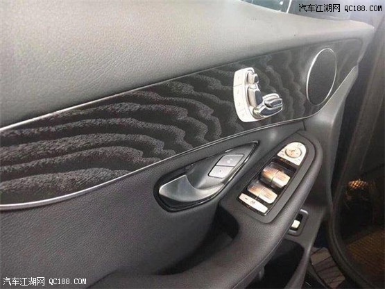 2018款奔驰GLC300现车 豪华奢侈SUV 年底促销 天津现车