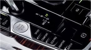 新一代19款宝马X5汽油和柴油可选装M Sport排气系统