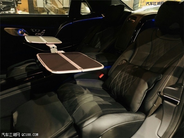 18款奔驰迈巴赫S560怎么样 精湛工艺商务座驾最新报价