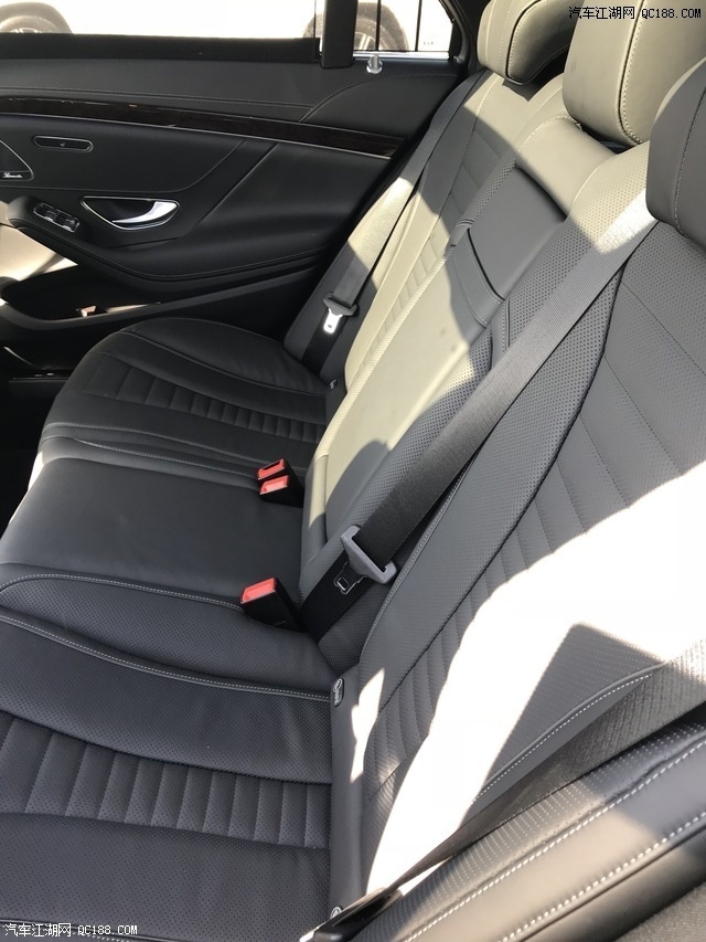 2018款奔驰S560加版奢华轿车世界名驾解读