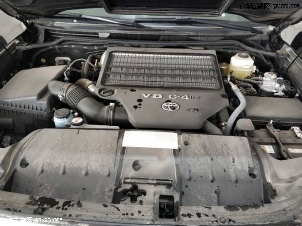 丰田兰德酷路泽4500 D4D-V8柴油版售价86万 顶级的SUV