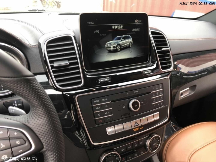 2018款奔驰GLS450 加版现车配置手续齐促销