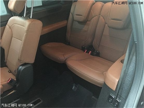 18款奔驰GLS450天津港奔驰直营店降价促销