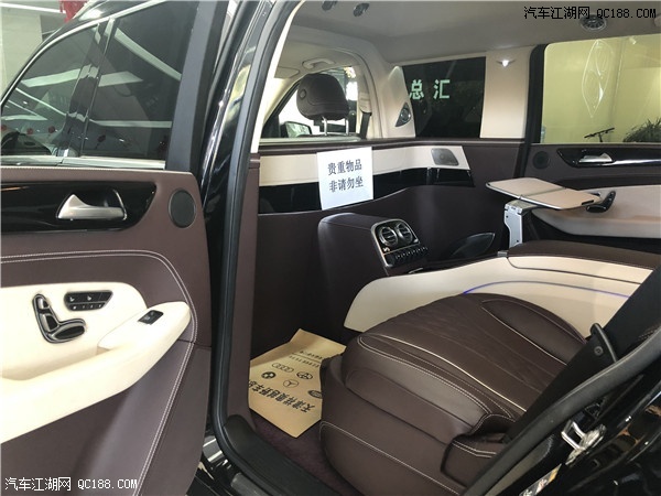 2018款奔驰GLS450加长版 豪华定制现车热卖