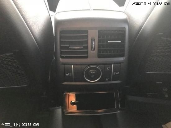 2019款加版奔驰GLS450 天津港情暖春季 冰点价格