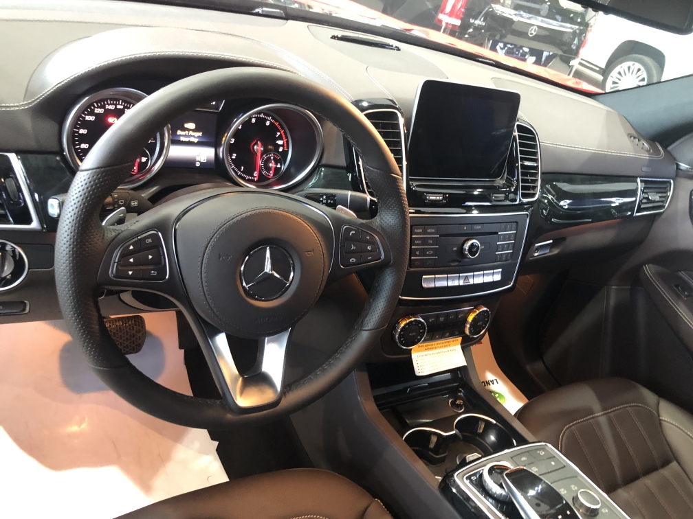 舒适豪华 2019款美规版奔驰GLS450评测