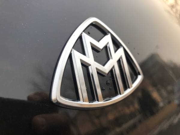 2019款梅赛德斯奔驰迈巴赫S560实拍感受
