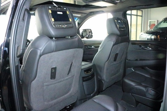 19款美规版凯迪拉克凯雷德CEO版美式SUV商务型