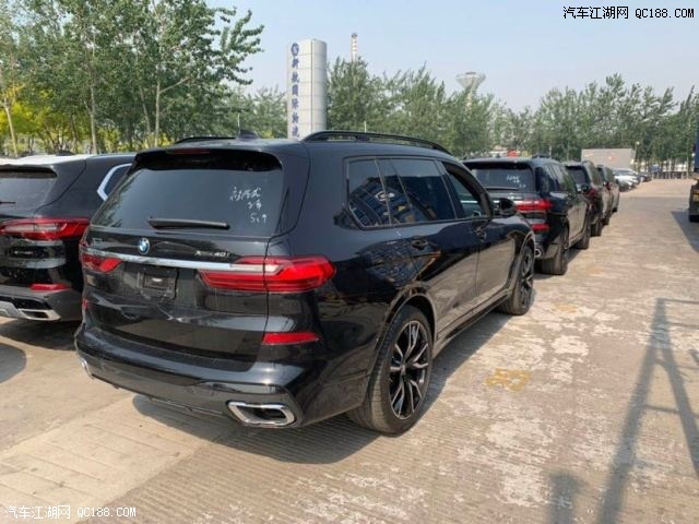 天津国五能上牌宝马X7加版首批新车 性能配置最低价格