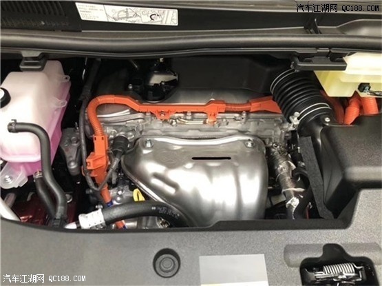2019款丰田埃尔法2.5L V6豪华保姆车报价