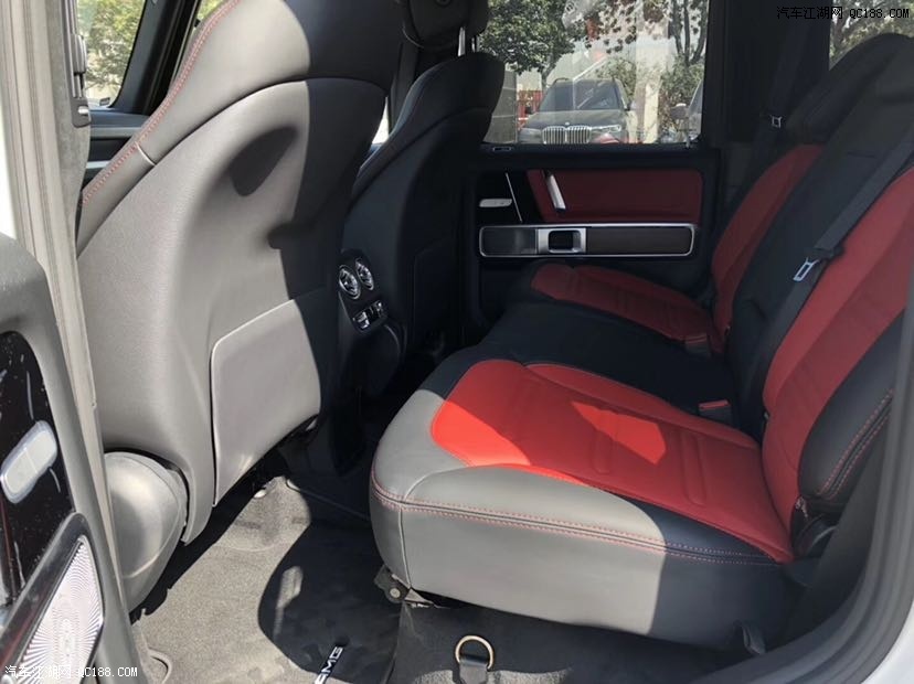 2019款奔驰G550价格超值 现车手续齐全多少钱