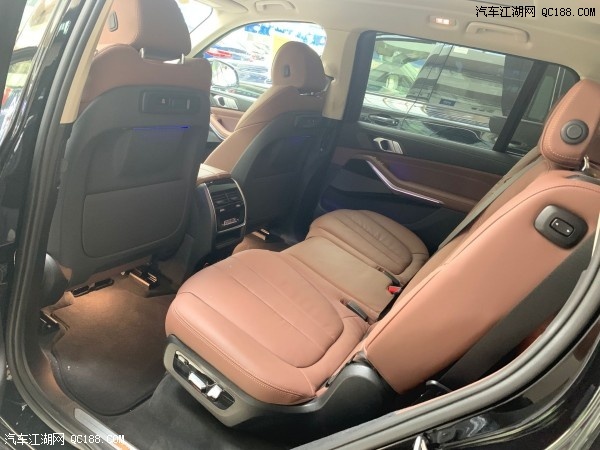 2019款宝马X7七座现车在天津港最低价格