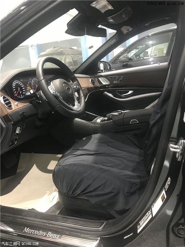 19款奔驰S450 豪华商务座驾 舒适安全体验