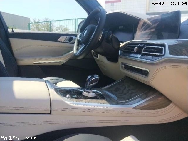 新款美规宝马X7豪华版多少钱 天津港现车发售 