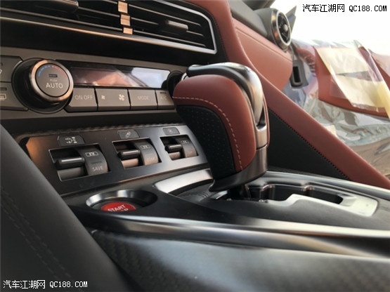 19款日产尼桑GTR超级跑车 3.8L配置最新报价