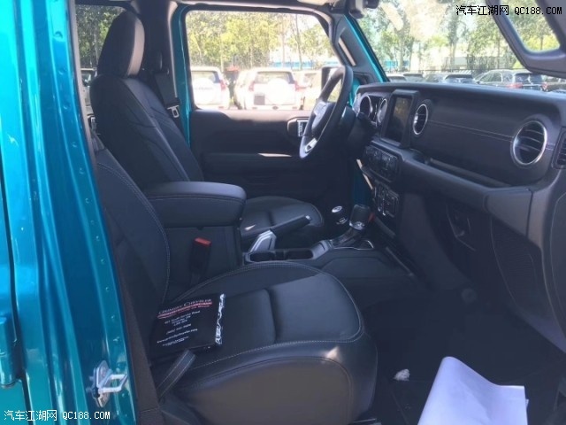 2019款jeep牧马人撒哈拉2.0T加版现车落地多少钱