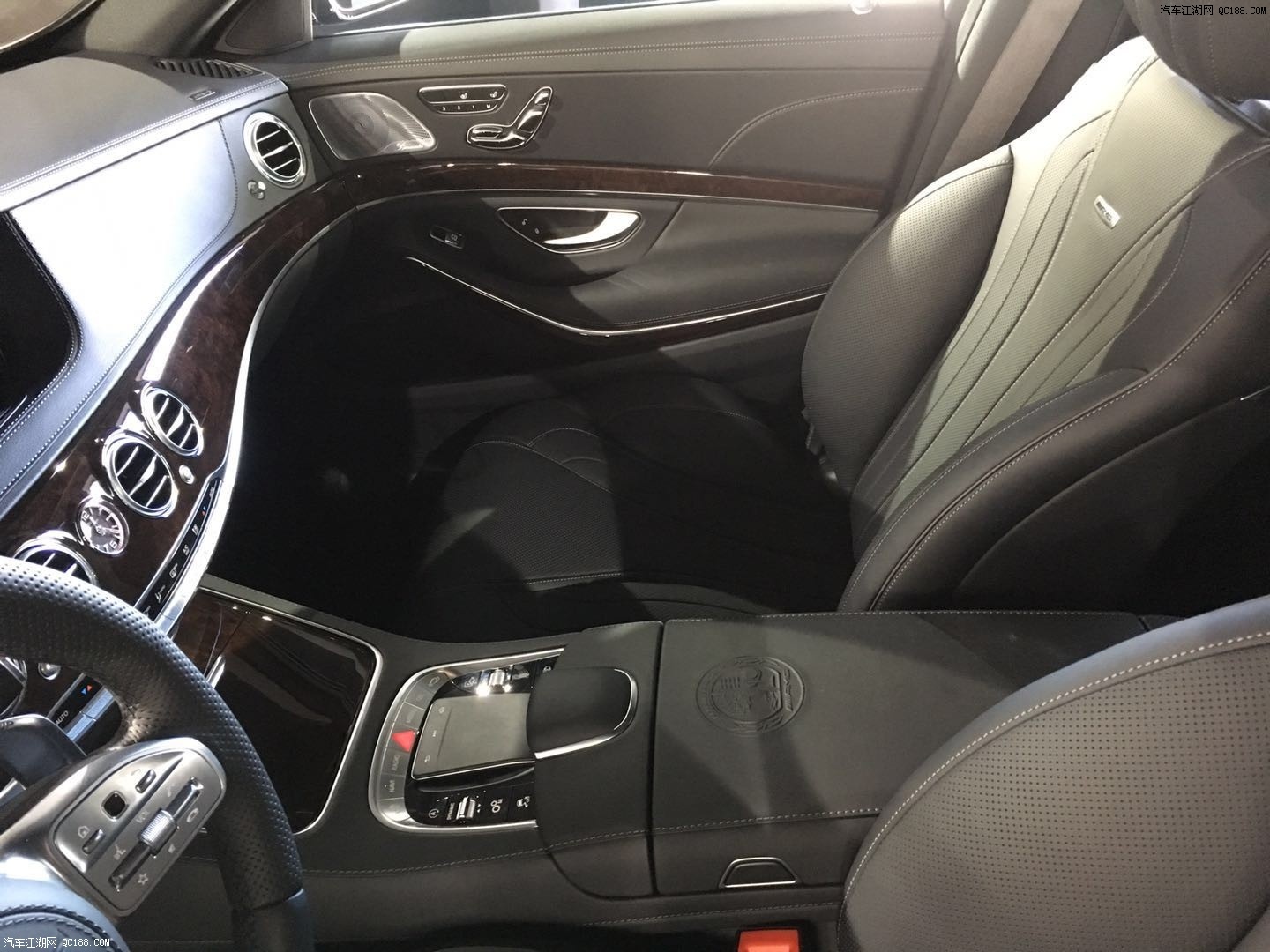 19款奔驰S63AMG行驶安全性灵活性测验解读
