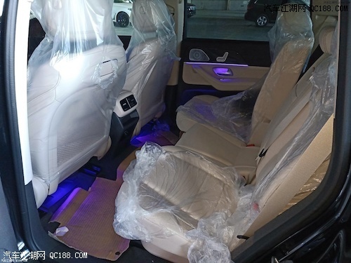 广西2020款奔驰GLS450现车美版运动豪华价格大优惠详解