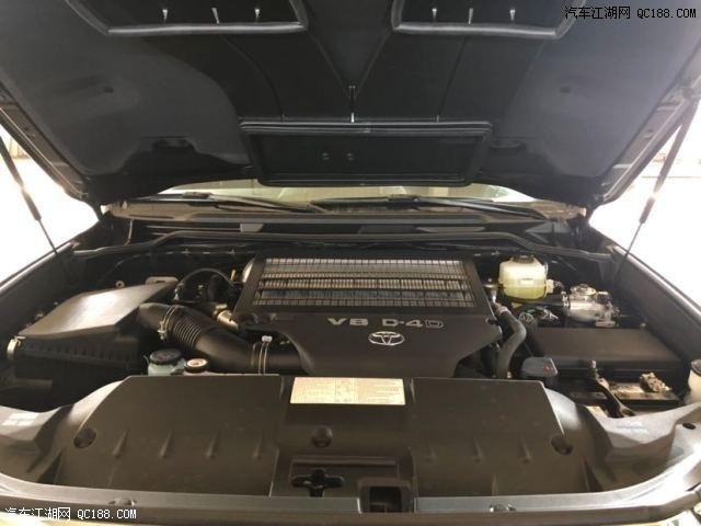 丰田酷路泽4500柴油版越野性能评测 柴油车冬天着火