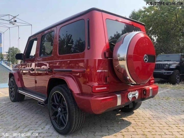 2019改款奔驰G63红色国几排放标准