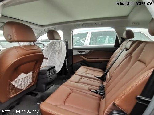 2019款奥迪Q7全尺寸SUV欧规版现车价格