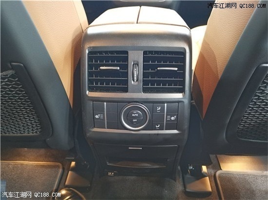 20款奔驰GLS450豪华全尺寸SUV实拍评测