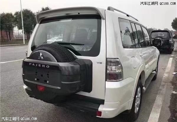 天津港进口汽车2019款帕杰罗V93实车图片