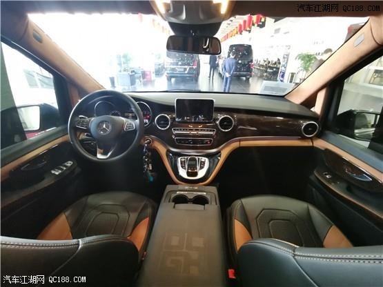 2019款奔驰V250进口现车价格 舒适商务车