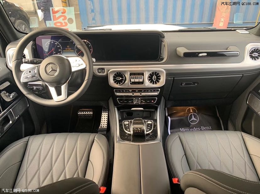 2019款美版奔驰G550，现车年底优惠出售！