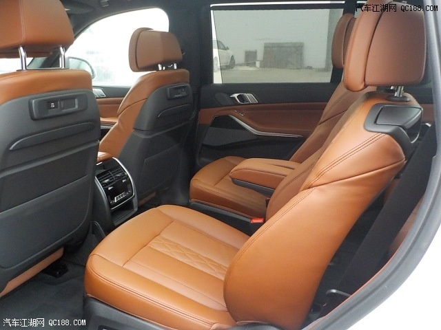 进口19款宝马X7特价优惠促销 豪华SUV动力测评体验