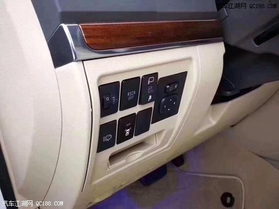 2019款丰田酷路泽4600顶配适用性超高的强者SUV