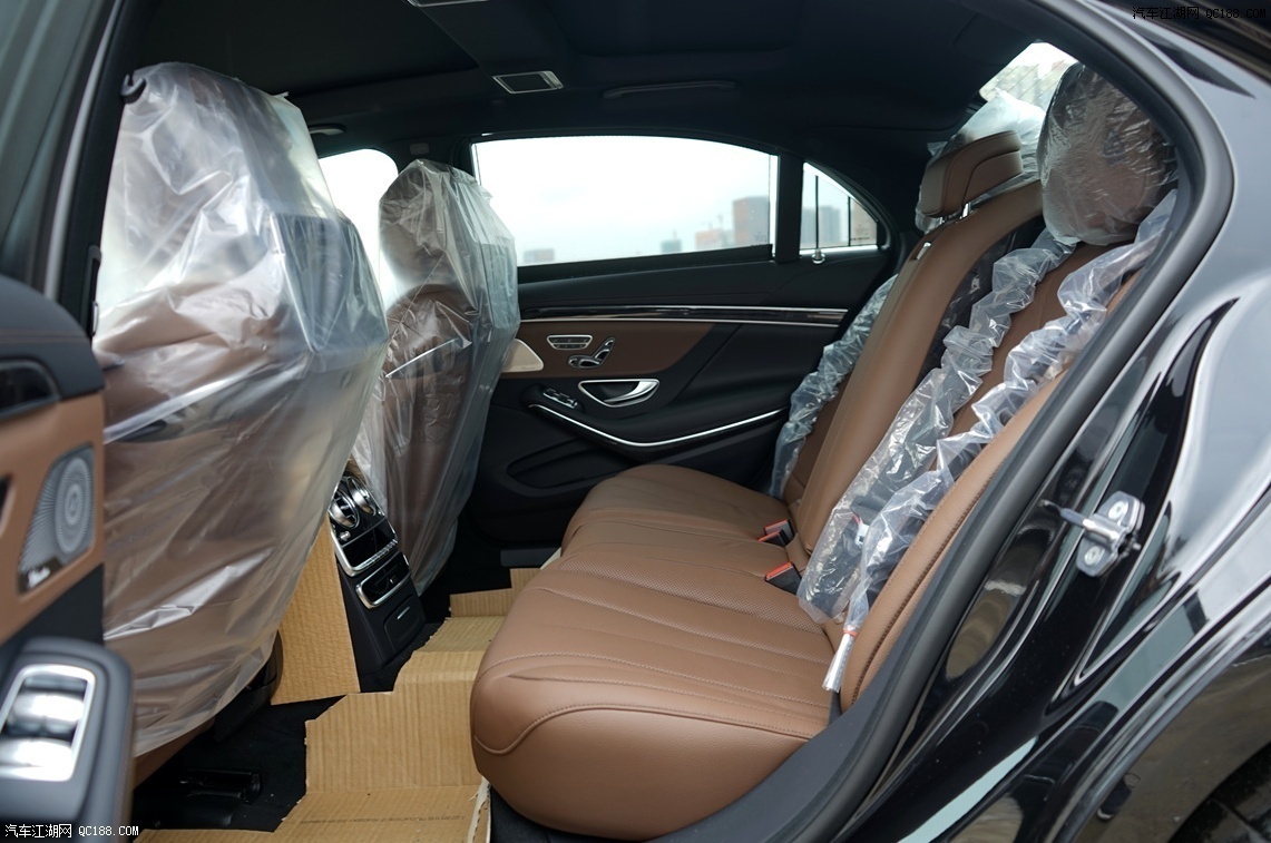 2020款美规版奔驰迈巴赫S450到店实拍现车手续齐
