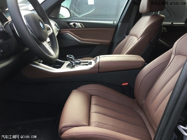 进口20款宝马X5中高端车型驾驶感空前舒适