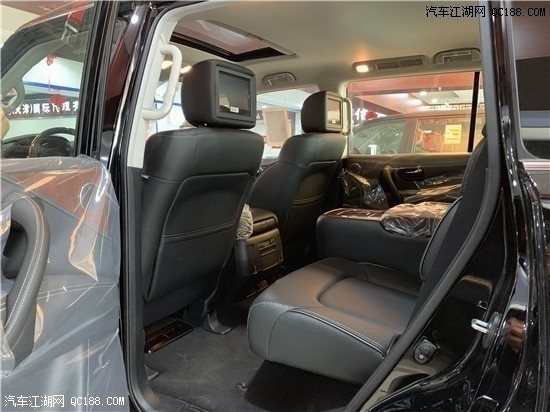 19款英菲尼迪QX80 5.6排量豪华SUV报价