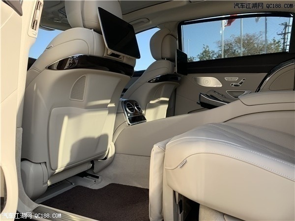 全新2020款美规奔驰迈巴赫S560现车实拍
