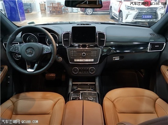 20款奔驰GLS450豪华全尺寸SUV实拍评测