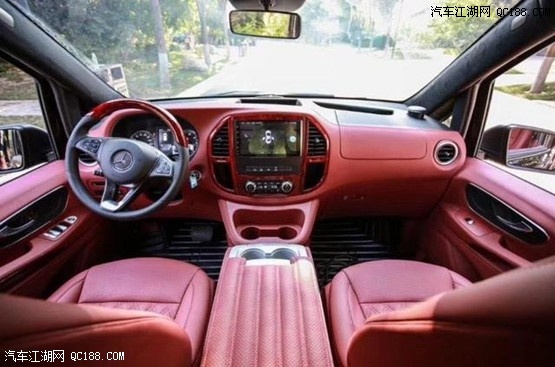 奔驰V250高端定制版商务全新升级天津港新车促销