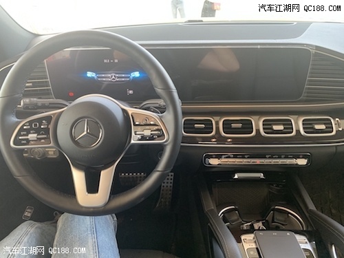20款奔驰GLS450天津现车触底销售最新价格