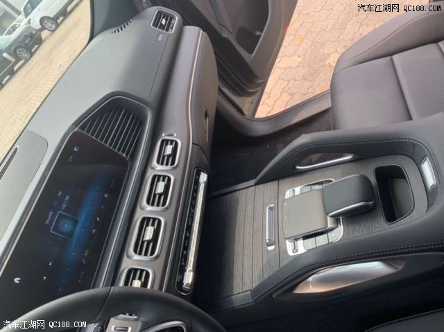 20款奔驰GLE450五座加版配置性能解析SUV越野车