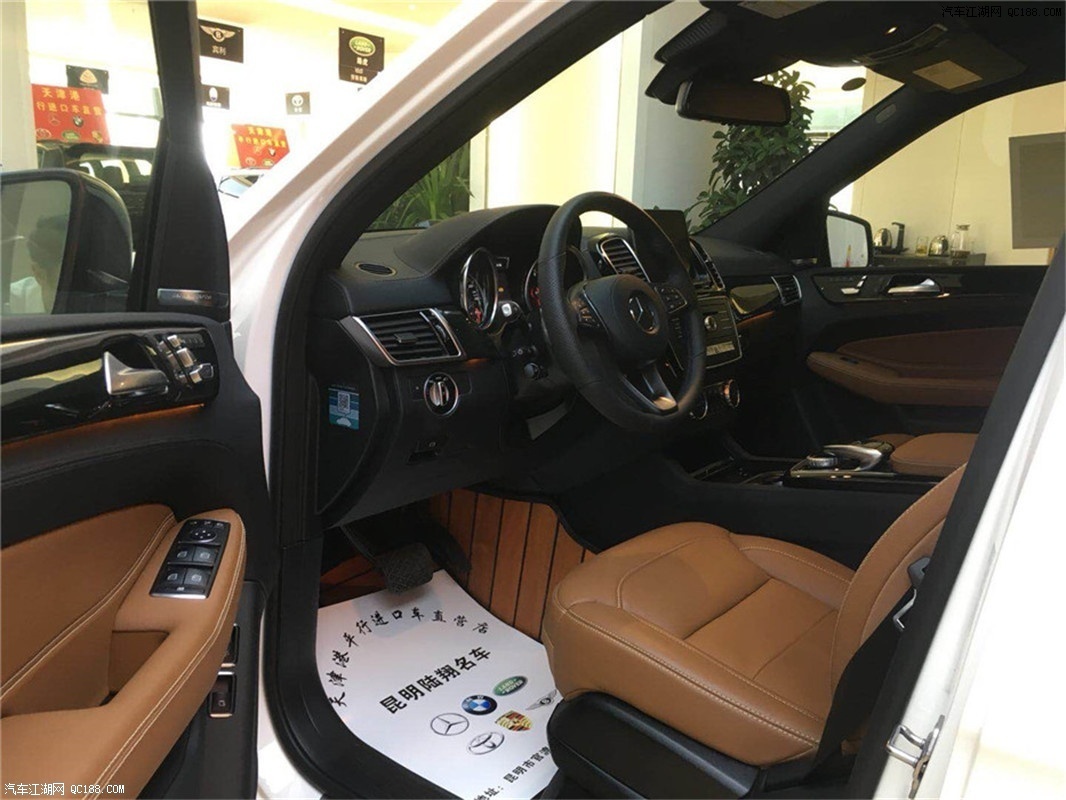 2019款加版奔驰GLS450豪华SUV现车实拍店庆特惠