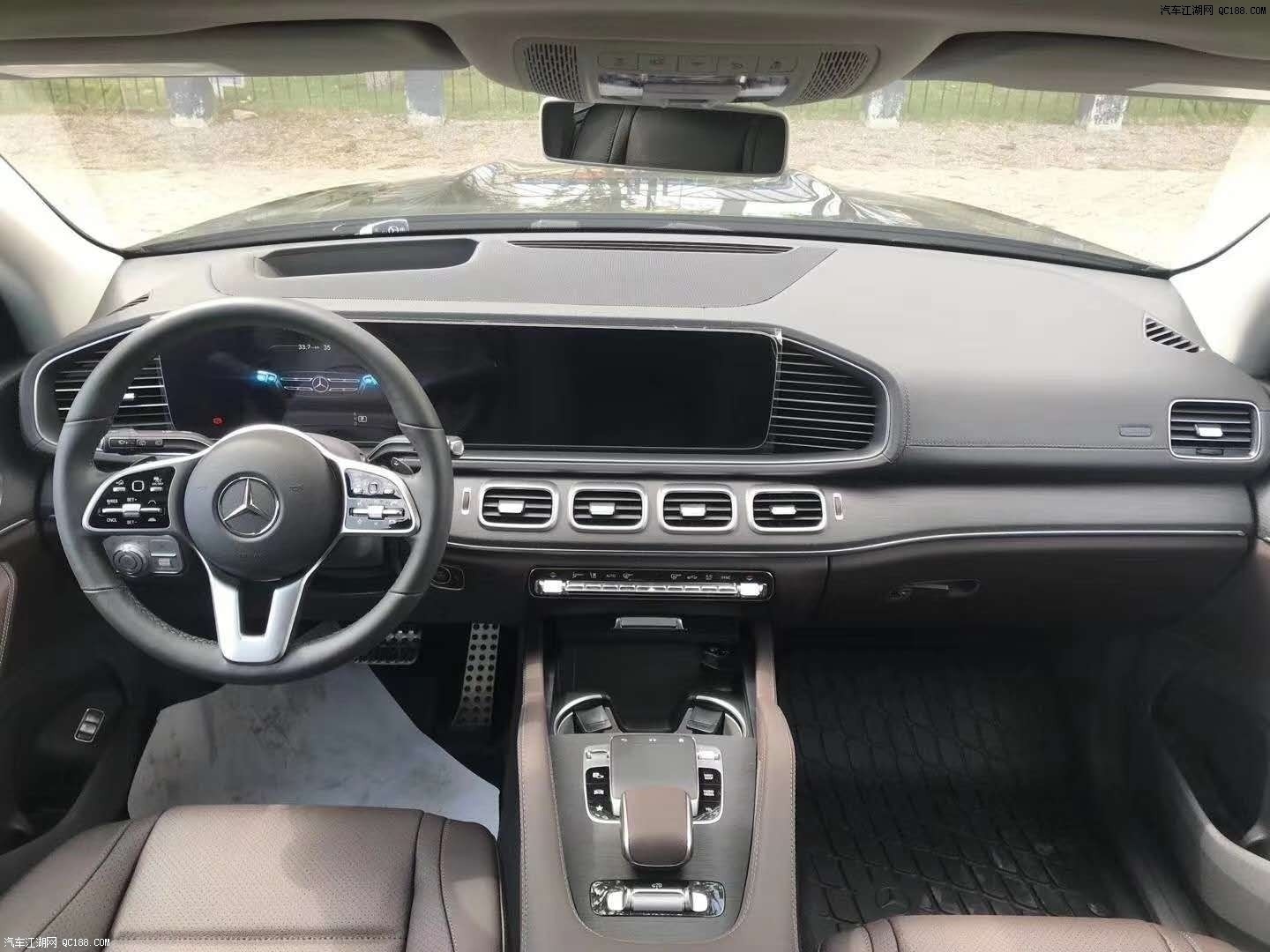 2020款加版奔驰GLS450现车操控性能解读
