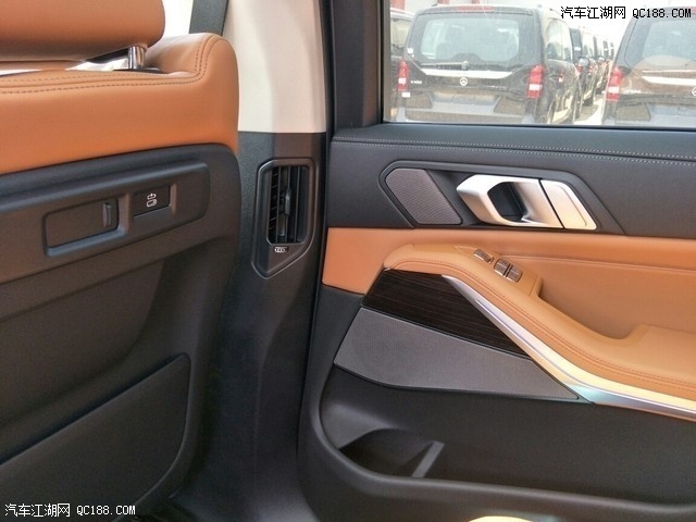 20款美规加版宝马X7旗舰版SUV配置讲解