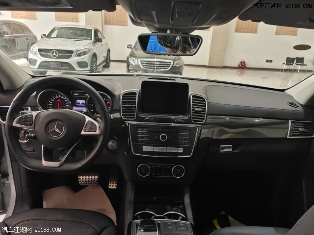 2020款奔驰GLE43奢华SUV昆明卖多少钱一张