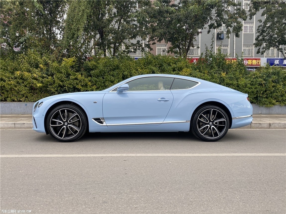 2021款宾利欧陆GT 6.0T炫蓝色现车到港